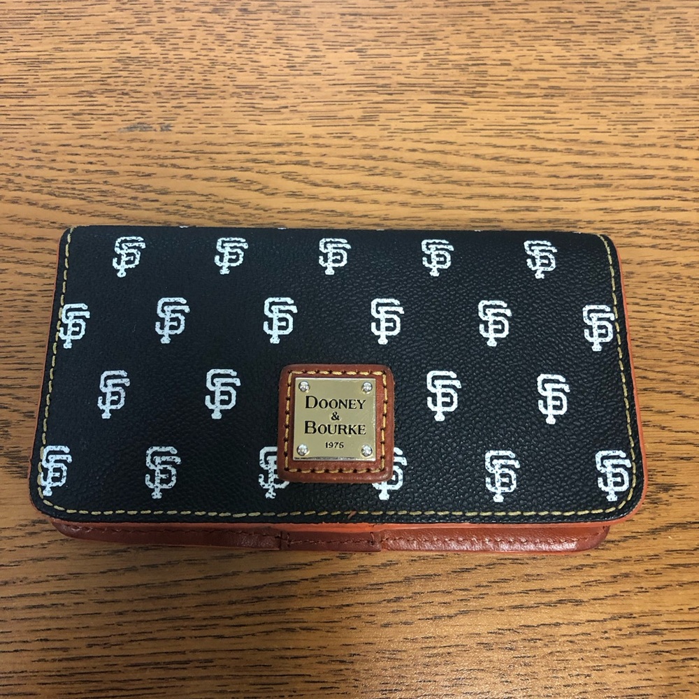 Dooney & Bourke San Francisco Giants Wallet/phone case